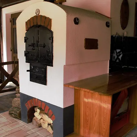 Adi Vendeghaz - Lejlighed *