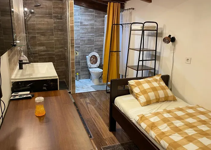 Adi Vendeghaz - * Bekecs